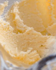 Creaming butter and sugar